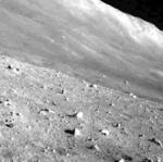 　月探査機ＳＬＩＭが２回目の「越夜」成功後に撮影した月面の様子（ＪＡＸＡ提供）