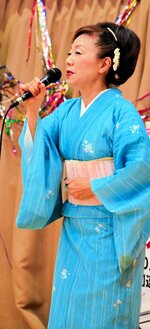 熱唱する高垣さん