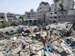 　イスラエル軍の攻撃を受けたパレスチナ自治区ガザ北部のジャバリヤ難民キャンプ＝１８日（ロイター＝共同）
