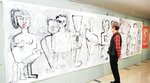 ユニークで多彩な表現の作品が並ぶ会場