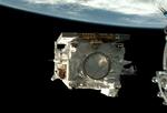 　スペースＸのロケットから分離した衛星「ＥａｒｔｈＣＡＲＥ」＝２８日（同社の中継から・共同）
