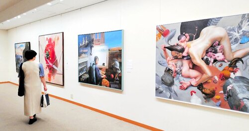 出品作品が並ぶ会場