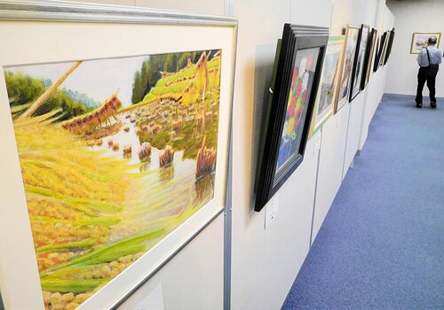 過去に開かれた「会員展」の様子