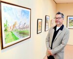 「癒やし」をテーマにした作品を紹介する竹内さん