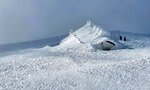２４日から警報級の大雪が見込まれ、関係者は冬山への入山を控えるよう求めている＝国立公園・大山山頂（大山ガイド協会提供）