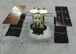 　小惑星りゅうぐうに着陸する探査機はやぶさ２のイメージ（ＪＡＸＡ提供）