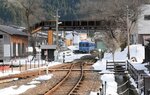 若桜駅と道の駅若桜「桜ん坊」とを結ぶ跨線橋のイメージ（若桜町役場提供）