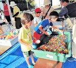 納涼祭を楽しむ子どもたち