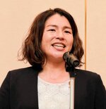 最優秀賞を受賞した八頭町商工会の竹内さん＝７日、米子市西福原１丁目のスマイルホテル米子