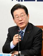 　９日、ソウルの韓国国会で発言する「共に民主党」の李在明代表（共同）