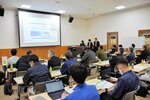 カーボンニュートラルの取り組みなどについて認識を深めたワーキンググループの勉強会＝倉吉市上井のエキパル倉吉