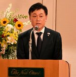 外国人材共生支援全国協会鳥取県支部の支部長になった加藤代表理事＝１２日、ＪＲ鳥取駅前のニューオータニ鳥取