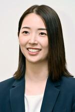 　インタビューに答える安藤瑠璃子さん