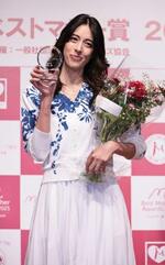 　芸能部門でベストマザー賞を受賞した森泉さん＝５月８日、東京都中央区