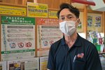 飼育の心構えを語る尾崎館長