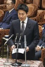 　日本維新の会の青柳仁士氏＝３月