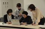 　「大川原ライフ」を編集する町職員有志＝２０１９年１２月５日、福島県大熊町