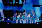 　日本での初単独公演でパフォーマンスするＮｅｗＪｅａｎｓ＜（Ｃ）　２０２４　ＡＤＯＲ．　Ａｌｌ　Ｒｉｇｈｔｓ　Ｒｅｓｅｒｖｅｄ．＞＝６月２６日、東京都文京区