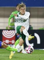　湘南―東京Ｖ　後半、決勝ゴールを決める東京Ｖ・山見＝レモンＳ
