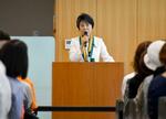 　静岡市で演説する上川外相＝１８日午後