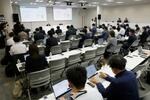 　横浜市で行われた日産自動車の決算記者会見＝１３日午後