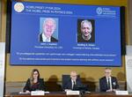 　２０２４年のノーベル物理学賞受賞者を発表した記者会見＝１０月８日、スウェーデン・ストックホルム（共同）