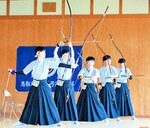 男子団体で４連覇を飾った倉吉西＝鳥取県立武道館