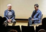 　米ニューヨーク州で自作映画「しがみつき、燃え続ける―名古屋を消す―（邦題）」を上映したボブ・フレミングさん（左）＝２０２３年（本人提供）