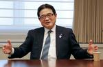 　インタビューに応じる関西エアポートの山谷佳之社長