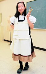 創作時に着替える必要がなく、汚れにくい制服に様変わり！