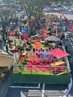 　「さくら野百貨店仙台店」跡前の青葉通で行われた社会実験のイベント＝２０２２年１０月、仙台市（同市提供）