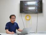 　尼崎ＪＲ脱線事故について取材に応じる医師の小林誠人さん＝鳥取市の県立中央病院