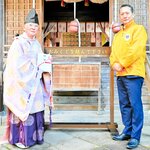 賀茂神社に奉納された新しいおみくじ掛け