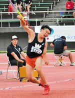 男子やり投げで６５㍍３９をマークして３位入賞した森沢知慶＝札幌市の厚別公園競技場