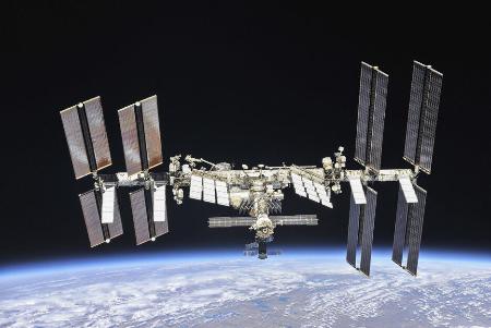 　国際宇宙ステーション（ＮＡＳＡ提供）