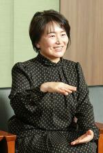 　「何かに興味を持つと知りたくて知りたくてたまらなくなる。書きたいことがいっぱいある」と語る伊吹有喜さん