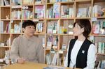 　「ＨＯＮＢＡＫＯ」を運営する「まころ企画」の牧田耕一代表（左）と堺本店の中道尚美店長