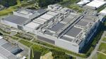 　「世界の亀山」と呼ばれたシャープの亀山工場＝２０１２年８月、三重県亀山市