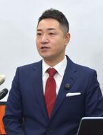 　記者会見で、さいたま市長選への立候補を表明する沢田良氏＝２８日午前、さいたま市南区