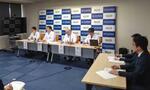 　京都市左京区で行われた京都大病院の記者会見＝１４日午後