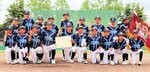 初優勝を飾ったＴＭＣスターズ＝美保球場