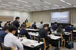 　新潟県内の市町村でつくる「原子力安全対策に関する研究会」の実務担当者会議＝２０日午後、新潟市
