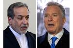 　イランのアラグチ外相（左）、米国のウィットコフ中東担当特使（ＡＰ＝共同）