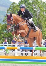 成年男子トップスコア　４位に入賞した山本一とインデラＺ＝霧島市牧園特設競技場