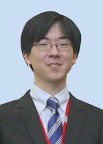 　芝野虎丸名人