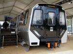 　米ワシントン首都圏交通局が展示した地下鉄の次世代車両「８０００系」の実物大模型＝３月、ワシントン（共同）