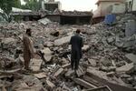 　７日、パキスタン・パンジャブ州ムリドケで、インドのミサイル攻撃で破壊されたとみられる建物（ＡＰ＝共同）