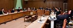 選挙制度に関する専門委員会＝２１日、国会内