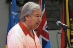 　トンガで開催された太平洋諸島フォーラム首脳会議で演説する国連のグテレス事務総長＝２６日、ヌクアロファ（ＡＰ＝共同）