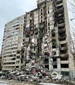 　ロシアによる攻撃を受けて崩壊した建物＝２０２３年１月、ウクライナ・ハリコフ州（カラチェンコさん提供）